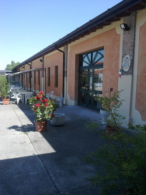 Le Magnolie Agriturismo Verolanuova Екстер'єр фото