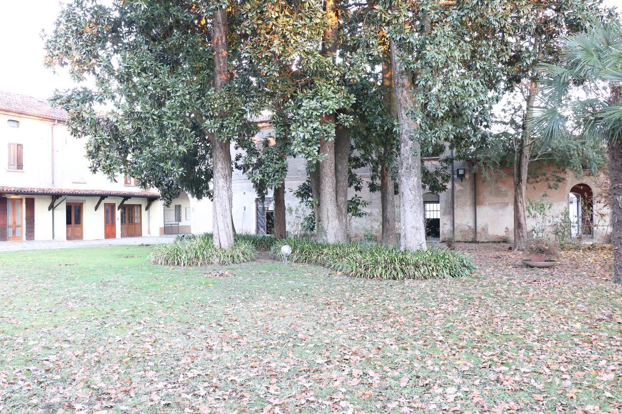 Le Magnolie Agriturismo Verolanuova Екстер'єр фото
